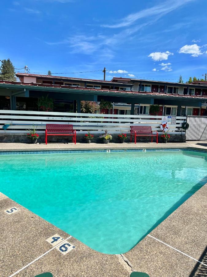 Timbers Inn And Suites Ashland Exterior foto